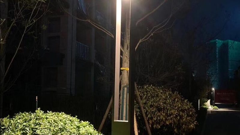 深圳应急照明灯：关键特性与选购要点**